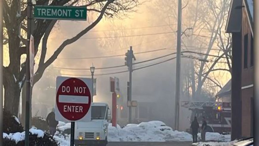 Crews battle house fire in Braintree