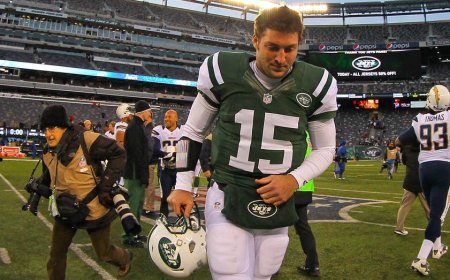 Trump praises Tim Tebow for NFL success 'despite being on the Jets'
