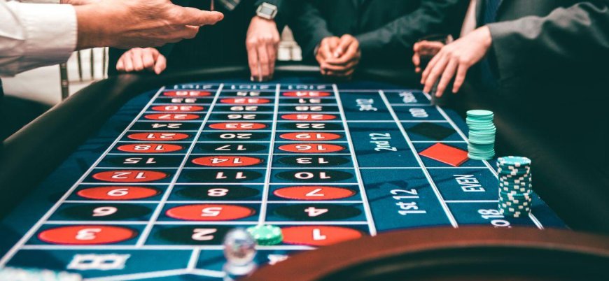Michael Jackson's Ex-Manager Caught In Explosive Gambling Scandal