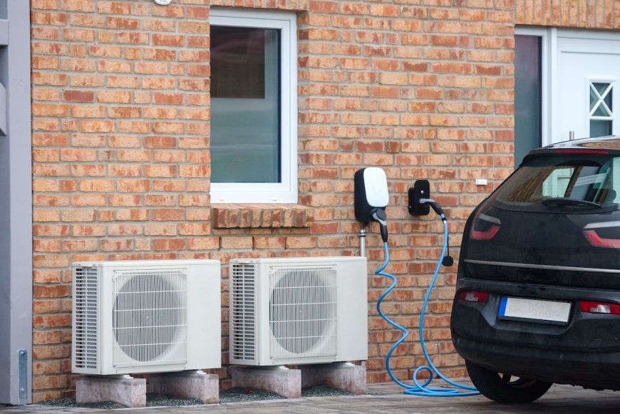 EV and Heat Pump Sales in the UK Are Higher Than Ever: CCC Report