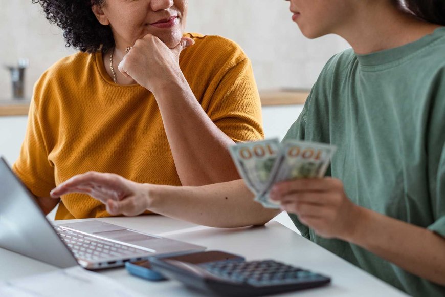 Woman Reveals the Biggest Mistakes She’s Made After Years of Impulsive Spending. Now She's 80K in Debt (Exclusive)